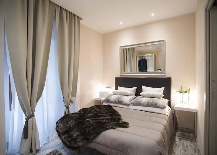 Colonna 18 By Ghor Apartmán